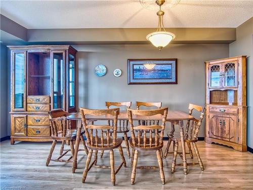 901-81 Scott Street, St. Catharines, ON - Indoor Photo Showing Dining Room