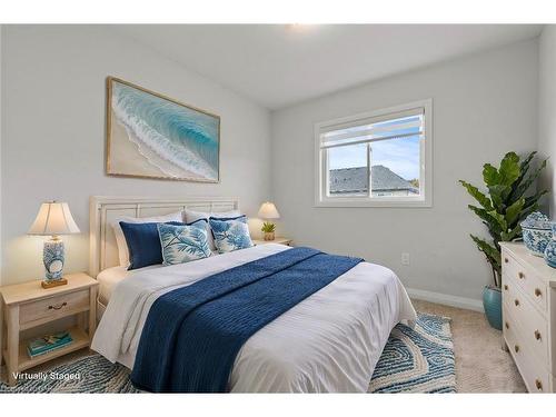 96 Bur Oak Drive, Thorold, ON - Indoor Photo Showing Bedroom