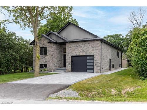 681 Warner Road, Niagara-On-The-Lake, ON - Outdoor