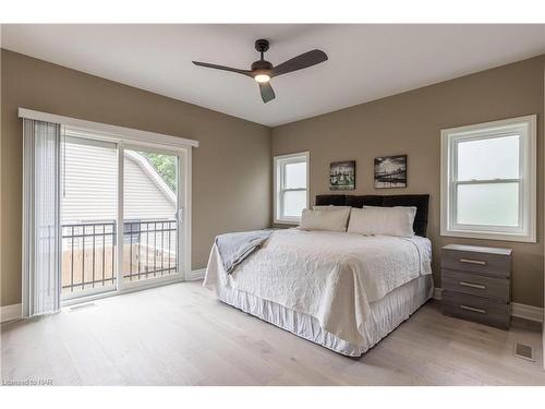 681 Warner Road, Niagara-On-The-Lake, ON - Indoor Photo Showing Bedroom