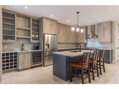 681 Warner Road, Niagara-On-The-Lake, ON - Indoor Photo Showing Kitchen With Upgraded Kitchen