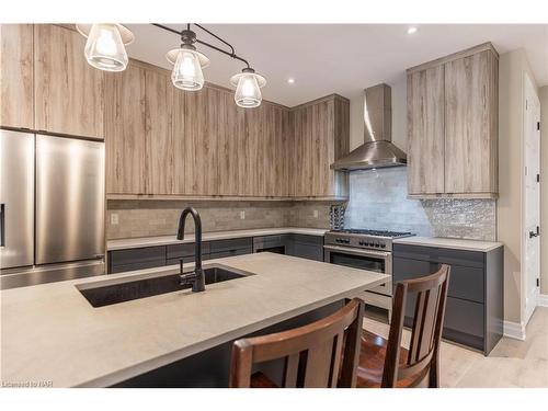 681 Warner Road, Niagara-On-The-Lake, ON - Indoor Photo Showing Kitchen With Double Sink