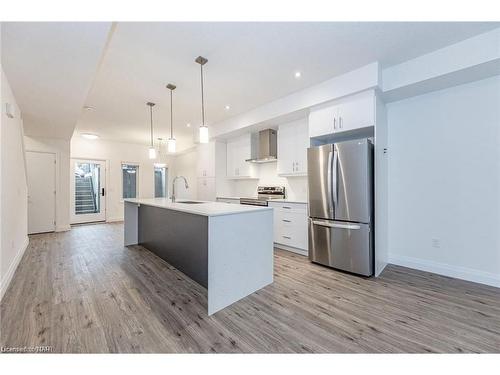 47 Lily Lane, Guelph, ON - Indoor Photo Showing Kitchen With Stainless Steel Kitchen With Upgraded Kitchen