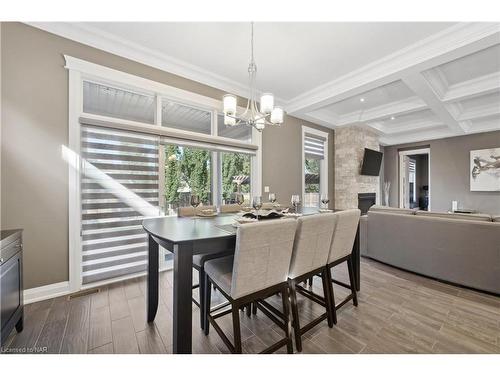 34 Angels Drive, St. Davids, ON - Indoor Photo Showing Dining Room