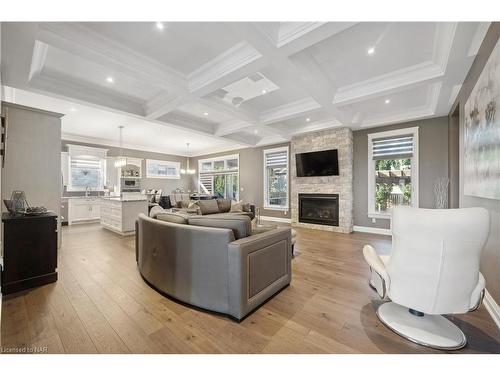 34 Angels Drive, St. Davids, ON - Indoor Photo Showing Living Room With Fireplace