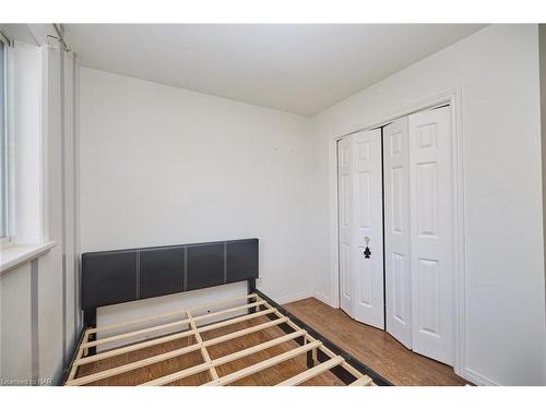 624 Daytona Drive, Fort Erie, ON - Indoor Photo Showing Other Room