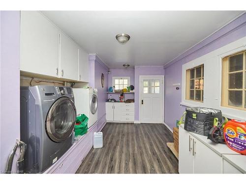 624 Daytona Drive, Fort Erie, ON - Indoor Photo Showing Laundry Room