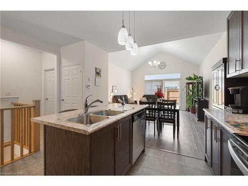 23 Cosmopolitan Common, St. Catharines, ON - Indoor Photo Showing Kitchen With Double Sink