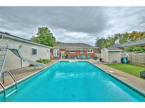 190 Price Avenue, Welland, ON - Outdoor With In Ground Pool With Backyard With Exterior