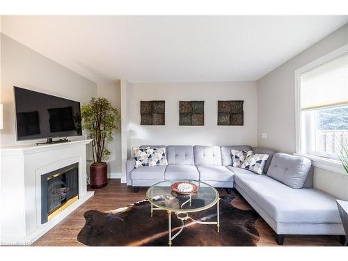 364 Oxford Avenue, Crystal Beach, ON - Indoor Photo Showing Living Room With Fireplace