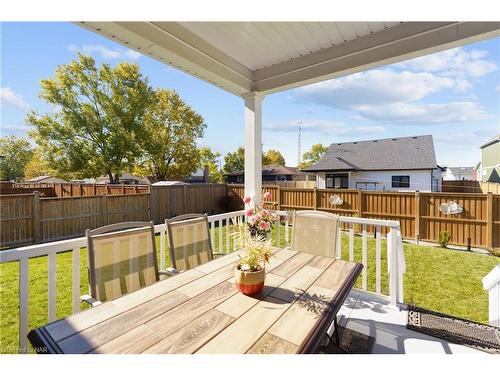 3585 Canfield Crescent, Stevensville, ON - Outdoor With Deck Patio Veranda With Exterior