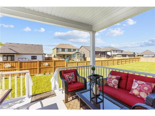 3585 Canfield Crescent, Stevensville, ON - Outdoor With Deck Patio Veranda With Exterior