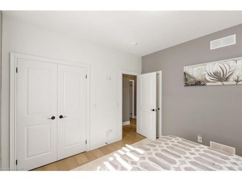 3585 Canfield Crescent, Stevensville, ON - Indoor Photo Showing Bedroom