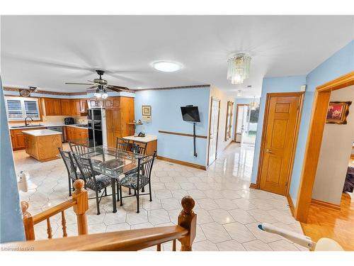 7737 Mount Carmel Boulevard, Niagara Falls, ON - Indoor Photo Showing Dining Room