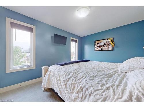 56 Calista Drive, Welland, ON - Indoor Photo Showing Bedroom