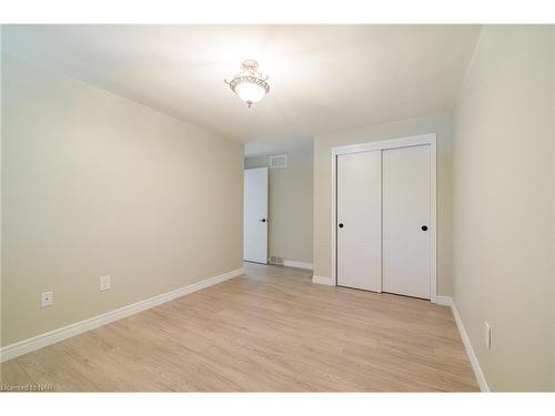 415 Line 1 Road, Niagara-On-The-Lake, ON - Indoor Photo Showing Other Room