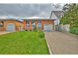 27 Quinn Avenue  Hamilton, ON L8W 1K4