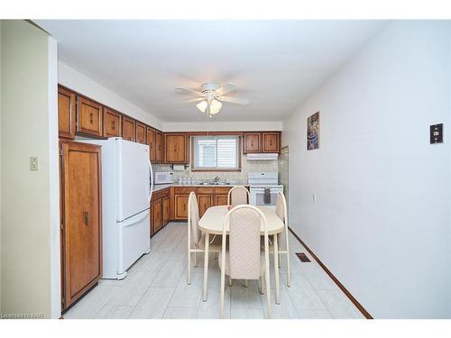 27 Quinn Avenue, Hamilton, ON - Indoor Photo Showing Kitchen With Double Sink