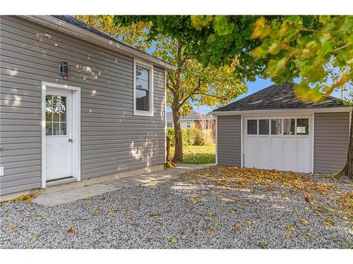 Lower-68 1/2 Pine Street S, Thorold, ON - Outdoor With Exterior