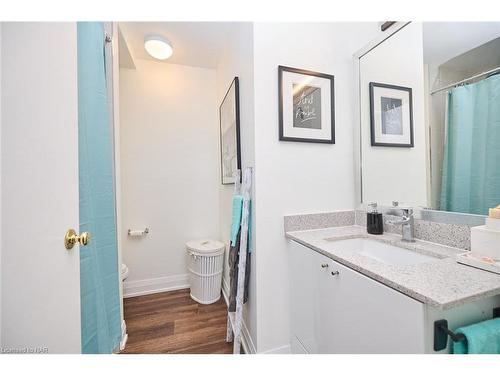 106-189 Dorchester Boulevard, St. Catharines, ON - Indoor Photo Showing Bathroom