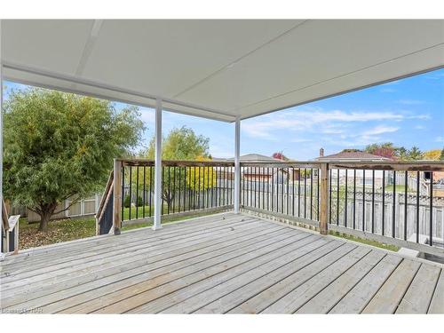 7717 Ascot Circle, Niagara Falls, ON - Outdoor With Deck Patio Veranda With Exterior