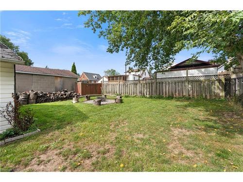 6317 Ash Street, Niagara Falls, ON - Outdoor With Backyard