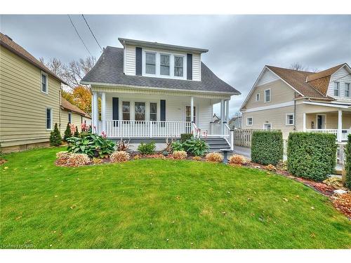 235 Phipps Street, Fort Erie, ON - Outdoor With Deck Patio Veranda With Facade