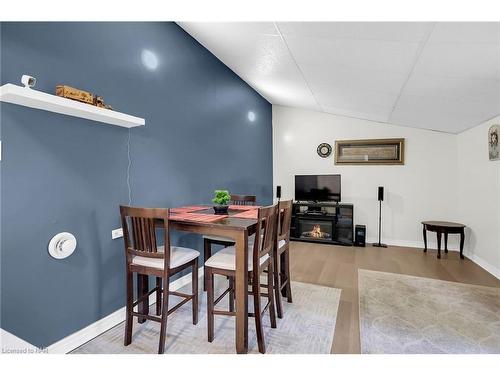 26 Doncaster Boulevard, St. Catharines, ON - Indoor Photo Showing Dining Room