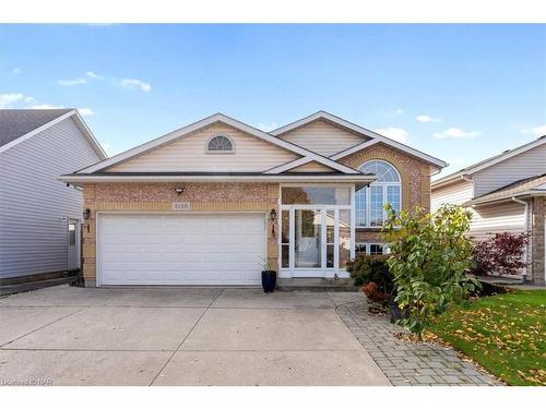 8138 Harvest Crescent, Niagara Falls, ON - Outdoor With Facade