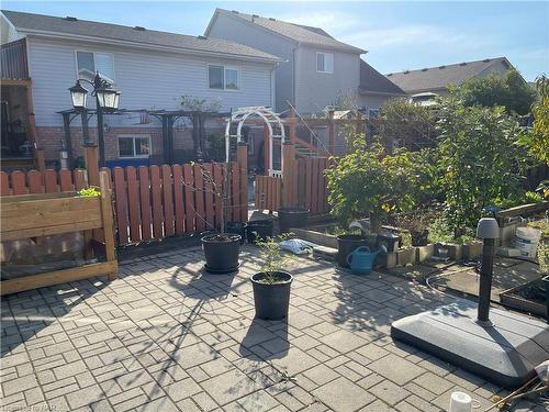 8138 Harvest Crescent, Niagara Falls, ON - Outdoor With Deck Patio Veranda