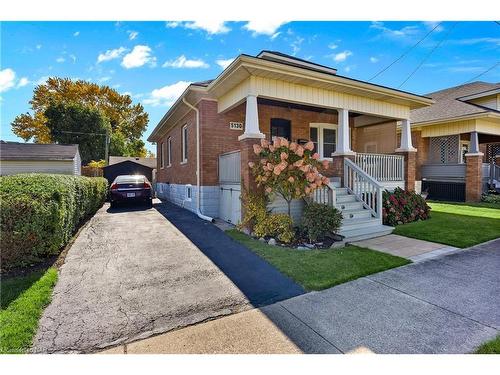 5130 Huron Street, Niagara Falls, ON - Outdoor With Deck Patio Veranda