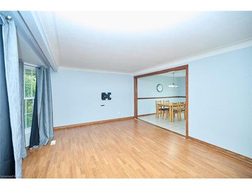 1463 Phillips Street, Fort Erie, ON - Indoor Photo Showing Other Room