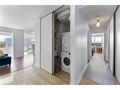 1008-3 Towering Heights Boulevard, St. Catharines, ON - Indoor Photo Showing Laundry Room