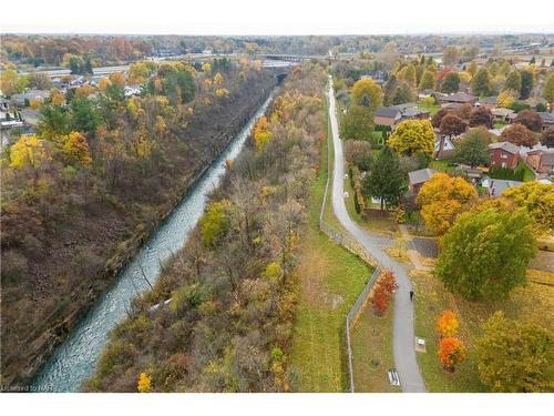 6631 Dawson Street, Niagara Falls, ON - Outdoor With View