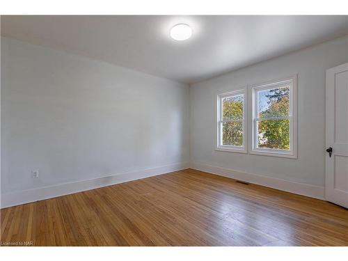 1408 Garrison Road, Fort Erie, ON - Indoor Photo Showing Other Room