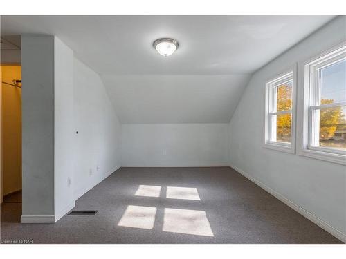 1408 Garrison Road, Fort Erie, ON - Indoor Photo Showing Other Room