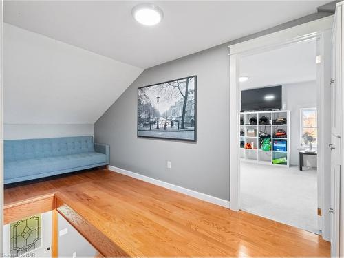 4426 Netherby Road, Welland, ON - Indoor Photo Showing Other Room