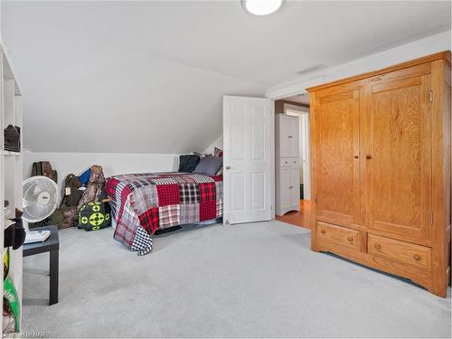 4426 Netherby Road, Welland, ON - Indoor Photo Showing Bedroom