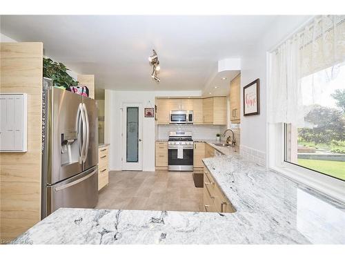 31953 Church Street, Wainfleet, ON - Indoor Photo Showing Kitchen With Stainless Steel Kitchen