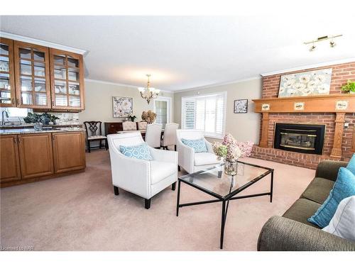 15 Burgess Drive, Grimsby, ON - Indoor Photo Showing Living Room With Fireplace