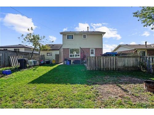 6159 Village Crescent, Niagara Falls, ON - Outdoor With Backyard With Exterior