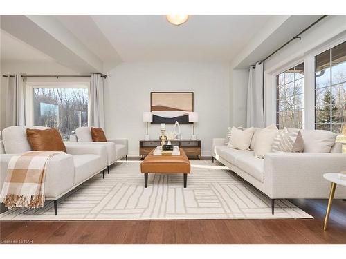 51267 Tunnacliffe Road S, Wainfleet, ON - Indoor Photo Showing Living Room