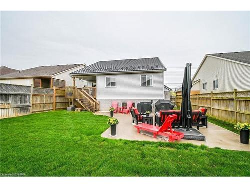 7023 Kalar Road, Niagara Falls, ON - Outdoor With Deck Patio Veranda With Exterior