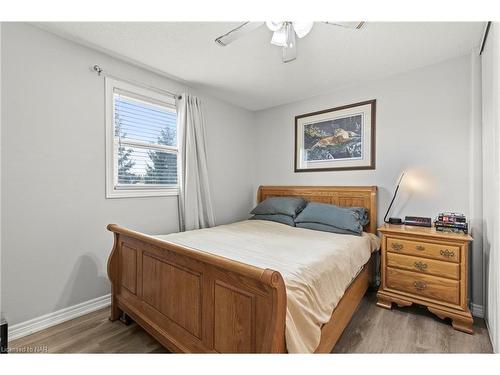 1213 Queenston Road, Niagara-On-The-Lake, ON - Indoor Photo Showing Bedroom