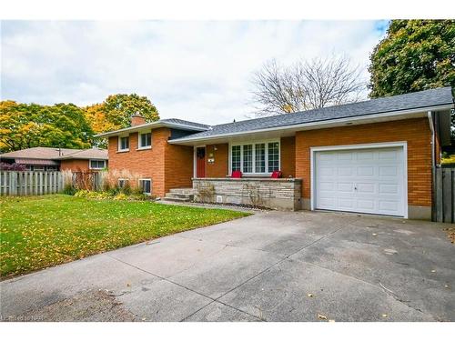 16 Royal Manor Drive, St. Catharines, ON - Outdoor