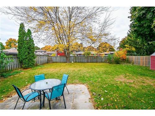 16 Royal Manor Drive, St. Catharines, ON - Outdoor With Backyard