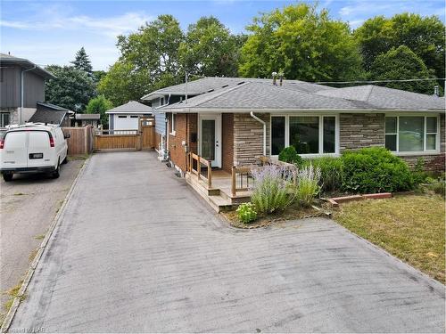 28 Cypress Street, St. Catharines, ON - Outdoor