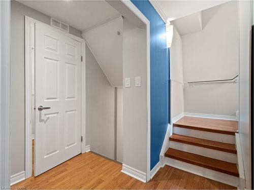 28 Cypress Street, St. Catharines, ON - Indoor Photo Showing Other Room