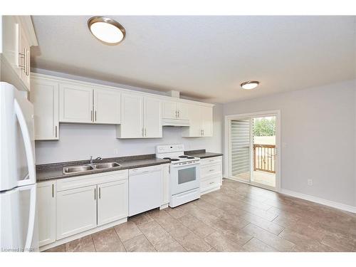 34 Bruce Street, Welland, ON - Indoor Photo Showing Kitchen With Double Sink