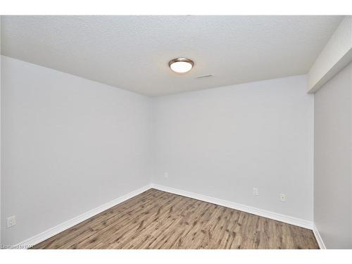 34 Bruce Street, Welland, ON - Indoor Photo Showing Other Room